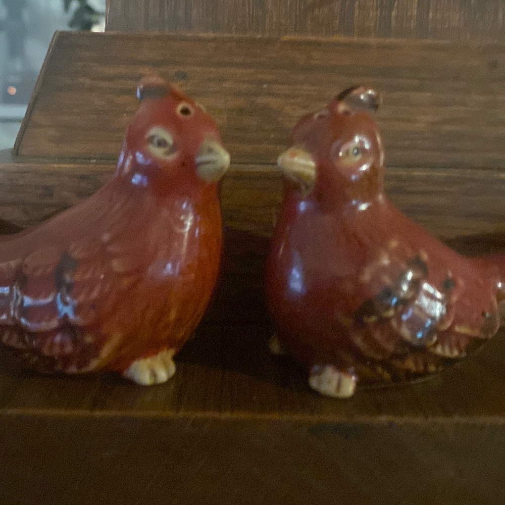Vintage little Bird salt and pepper shakers *brown*